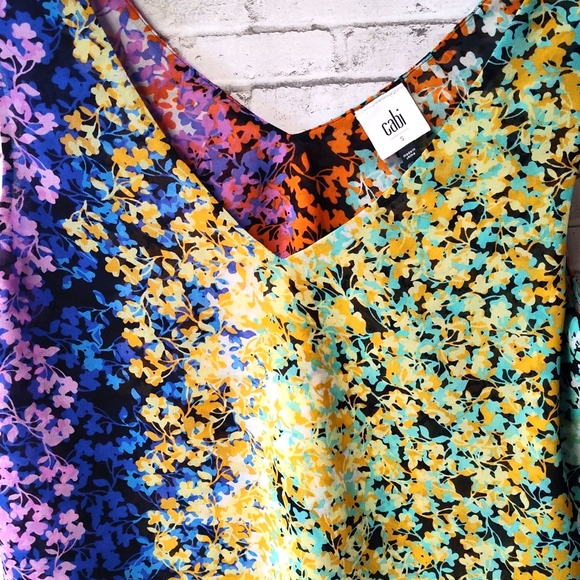 H.P. Cabi Sleeveless Floral Print Top - Picture 3 of 6